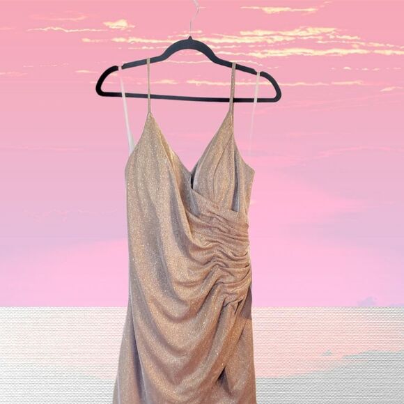 IEENA For Mac Duggal Golden Dress - Picture 4 of 9